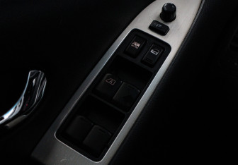 Подержанный автомобиль Nissan Murano Suv 2011 года (17 фото)