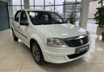 Подержанный автомобиль Renault Logan Sedan 2011 года (3 фото)