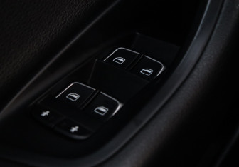 Подержанный автомобиль Audi A6 Sedan 2011 года (15 фото)