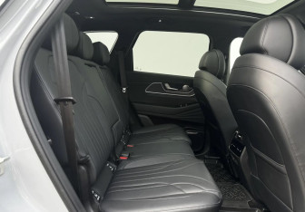 Подержанный автомобиль Chery Tiggo 9 2024 года (11 фото)