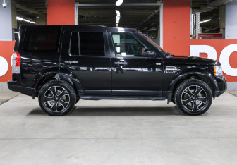 Подержанный автомобиль Land Rover Discovery 2009 года (4 фото)