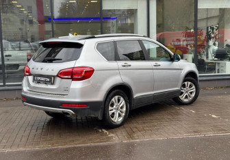 Подержанный автомобиль Haval H6 2019 года (8 фото)