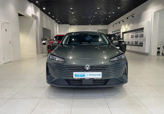 Подержанный автомобиль Changan Lamore 2024 года (2 фото)