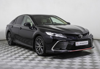 Подержанный автомобиль Toyota Camry Sedan 2021 года (3 фото)