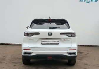 Подержанный автомобиль Changan CS55PLUS 2023 года (6 фото)