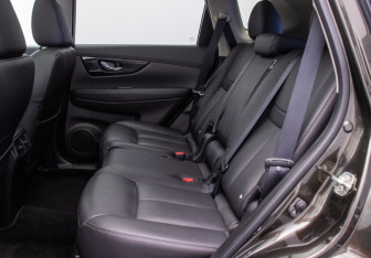 Подержанный автомобиль Nissan X-Trail 2019 года (10 фото)