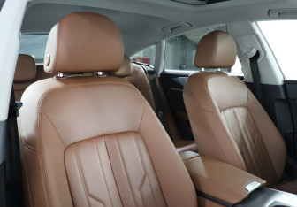 Подержанный автомобиль Audi A7 2018 года (16 фото)
