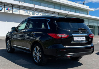 Подержанный автомобиль Infiniti QX60 2014 года (7 фото)
