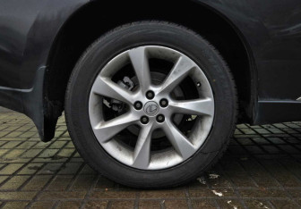 Подержанный автомобиль Lexus RX 2010 года (15 фото)