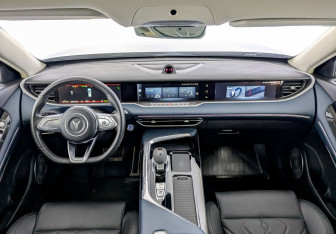 Подержанный автомобиль Voyah Free 2022 года (14 фото)