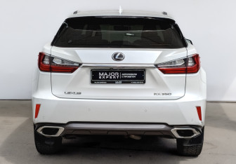 Подержанный автомобиль Lexus RX 2018 года (6 фото)