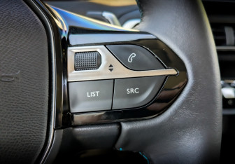 Подержанный автомобиль Peugeot 5008 Suv 2021 года (30 фото)