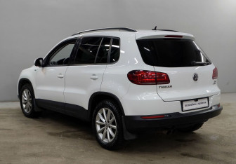 Подержанный автомобиль Volkswagen Tiguan 2016 года (7 фото)
