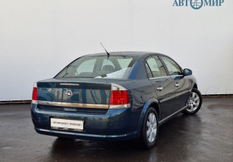 Подержанный автомобиль Opel Vectra Sedan 2006 года (5 фото)