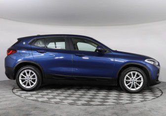 Подержанный автомобиль BMW X2 2020 года (6 фото)