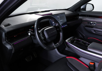 Подержанный автомобиль Jetour Dashing 2023 года (15 фото)