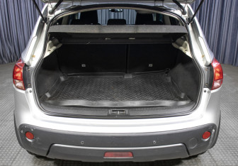 Подержанный автомобиль Nissan Qashqai 2008 года (9 фото)