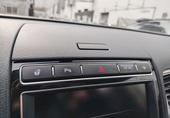 Подержанный автомобиль Volkswagen Touareg 2017 года (15 фото)