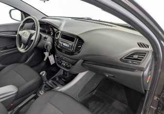 Подержанный автомобиль LADA (ВАЗ) Vesta Sedan 2019 года (11 фото)