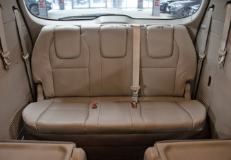 Подержанный автомобиль Kia Carnival 2019 года (24 фото)