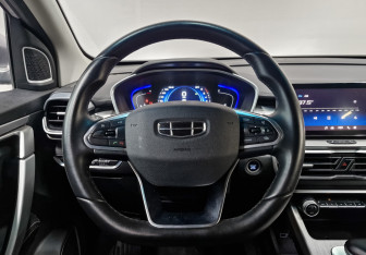 Подержанный автомобиль Geely Coolray 2023 года (21 фото)