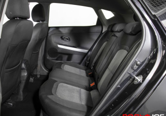 Подержанный автомобиль Kia Ceed Hatchback 2015 года (10 фото)