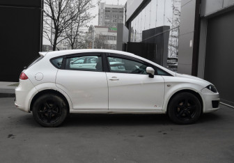 Подержанный автомобиль SEAT Leon Hatchback 2012 года (4 фото)