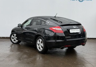 Подержанный автомобиль Honda Crosstour 2012 года (7 фото)