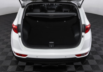 Подержанный автомобиль Kia Sportage 2018 года (9 фото)