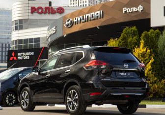 Подержанный автомобиль Nissan X-Trail 2020 года (5 фото)