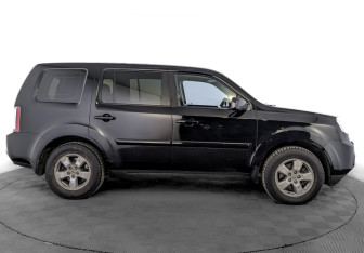 Подержанный автомобиль Honda Pilot 2012 года (4 фото)