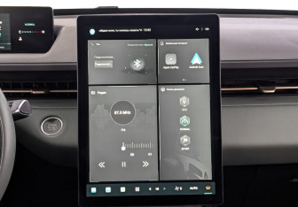 Подержанный автомобиль Changan Lamore 2023 года (17 фото)