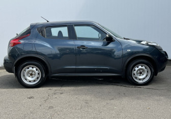 Подержанный автомобиль Nissan Juke 2012 года (4 фото)