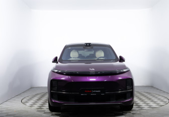 Подержанный автомобиль LiXiang L9 2023 года (2 фото)