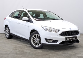 Подержанный автомобиль Ford Focus Sedan 2018 года (3 фото)