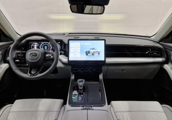 Новый GAC GS8 2025 (10 фото)