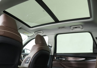 Подержанный автомобиль Exeed VX 2023 года (22 фото)