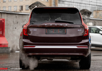 Новый Volvo XC90 2026 (5 фото)