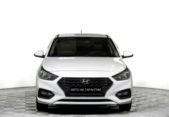 Подержанный автомобиль Hyundai Solaris Sedan 2018 года (2 фото)