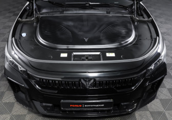 Подержанный автомобиль Voyah Free 2023 года (9 фото)