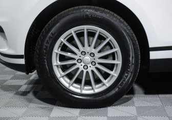 Подержанный автомобиль Land Rover Range Rover Velar 2018 года (30 фото)