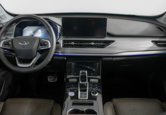 Подержанный автомобиль Chery Tiggo 8 Pro 2023 года (11 фото)