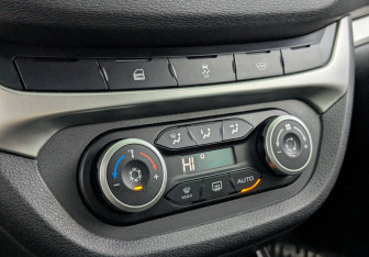 Подержанный автомобиль LADA (ВАЗ) Vesta Wagon 2020 года (14 фото)