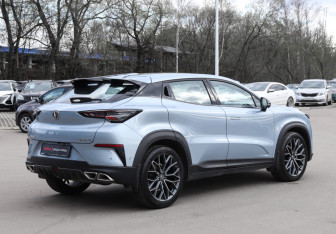 Подержанный автомобиль Changan UNI-T 2023 года (5 фото)