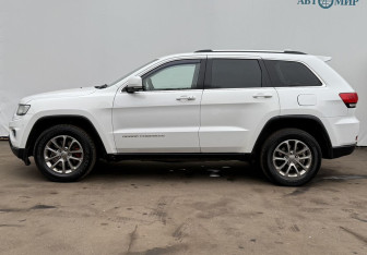Подержанный автомобиль Jeep Grand Cherokee 2014 года (8 фото)
