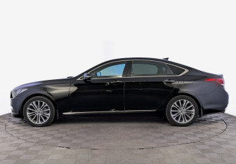Подержанный автомобиль Hyundai Genesis 2016 года (8 фото)