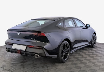 Новый Changan UNI-V 2024 (2 фото)
