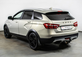 Подержанный автомобиль LADA (ВАЗ) Vesta Wagon 2019 года (7 фото)