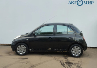 Подержанный автомобиль Nissan Micra Hatchback 2005 года (8 фото)