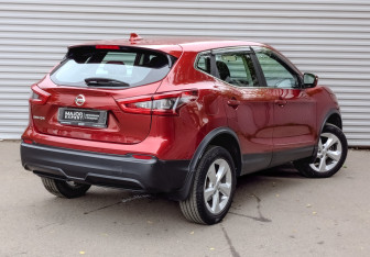 Подержанный автомобиль Nissan Qashqai 2019 года (5 фото)